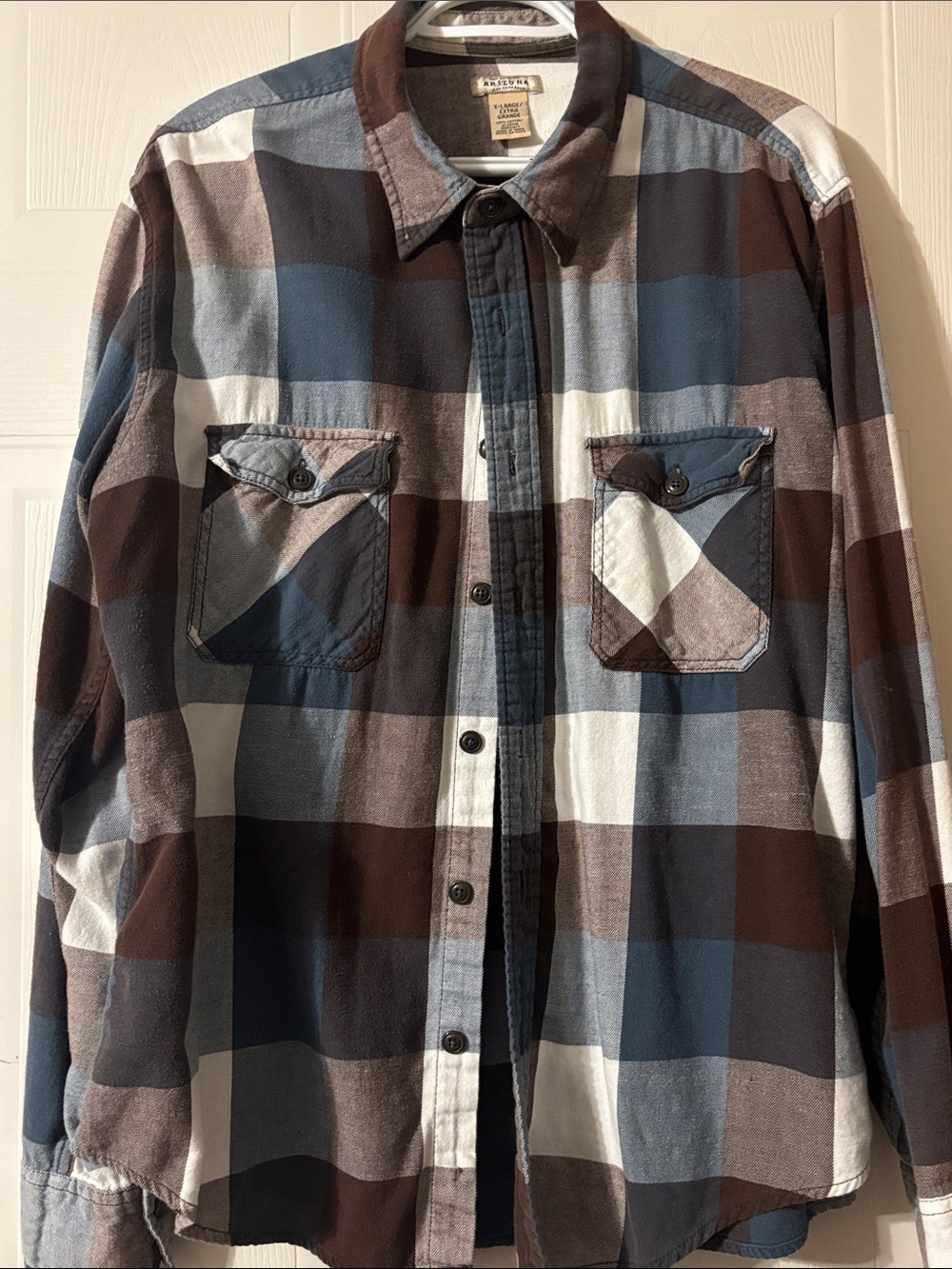 Arizona Jean Company Brown & Blue Plaid Button-Down Shirt‎